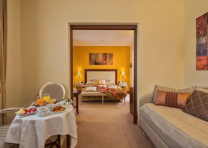 Ξενοδοχείο For Όλμπια