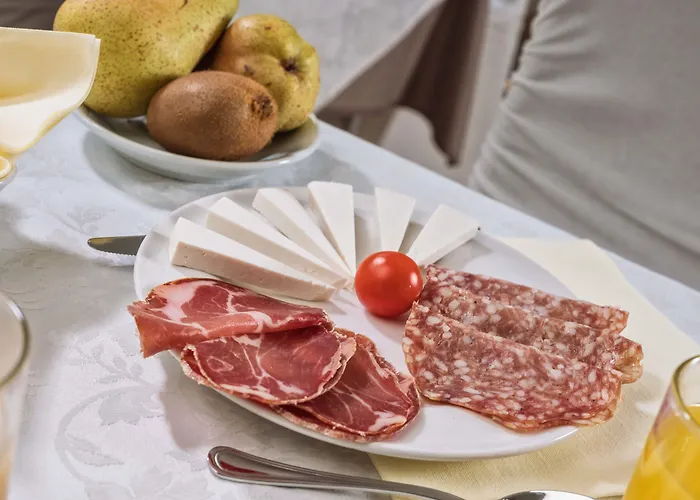 For Ξενοδοχείο 4*