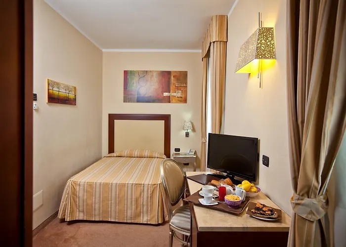 Ξενοδοχείο For 4*