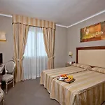 For מלון 4*