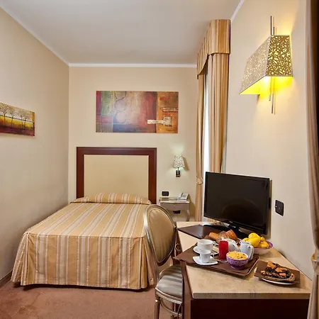 Hotel For 4*